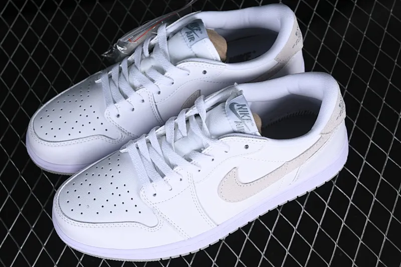 All categories Air Jordan Jordan series basketball shoes Air Jordan 1 Low Z version Air Jordan 1 Low OG "Shattered Backboard" AJ1 Joe 1 customized version white buckle shredded low-top basketball shoes CZ0790-100